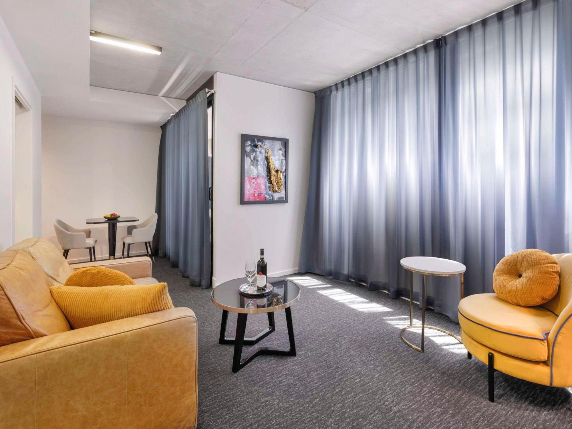 Mercure Melbourne St Kilda Road מראה חיצוני תמונה